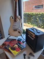 Leer gitaar spelen, Muziek en Instrumenten, Snaarinstrumenten | Gitaren | Elektrisch, Met versterker, Zo goed als nieuw, Solid body