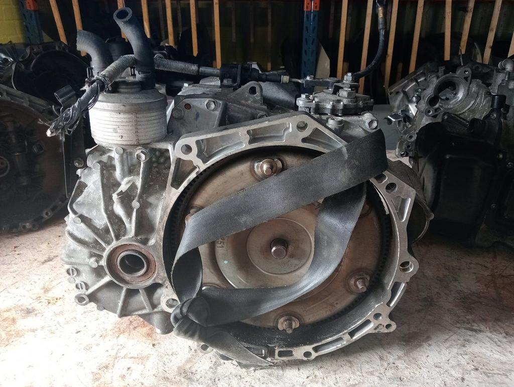Versnellingsbakvan een Volkswagen Passat Variant (3C5) 2.0 F, Gebruikt, -, Volkswagen, -