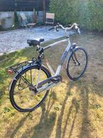 Fiets in oke staat met platte achterband, Fietsen en Brommers, Fietsen | Heren | Herenfietsen, Ophalen, Sparta, Gebruikt, Versnellingen