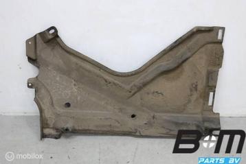Bodembeschermplaat rechtsachter Audi A6 4G Avant 4G0825216A beschikbaar voor biedingen