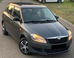 Skoda fabia 1.2 diesel 2012 euro 5 prête à immatriculé, Auto's, Voorwielaandrijving, Euro 5, Stof, Zwart