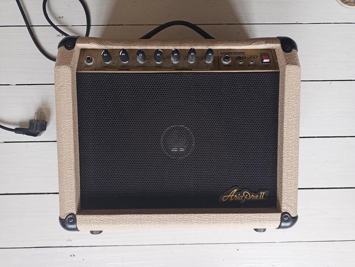 Ampli guitare – à réparer, Musique & Instruments, Amplis | Basse & Guitare, Utilisé, Guitare, Moins de 50 watts, Enlèvement