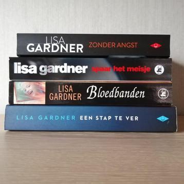 4 boeken van Lisa Gardner beschikbaar voor biedingen