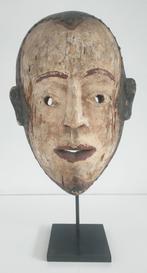 OUD MASKER + basis/herkomst nader te bepalen, Ophalen