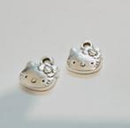 2 zilveren Hello Kitty bedeltjes / hangertjes voor 1 euro, Handtassen en Accessoires, 2 of 3 bedels, Ophalen of Verzenden, Nieuw