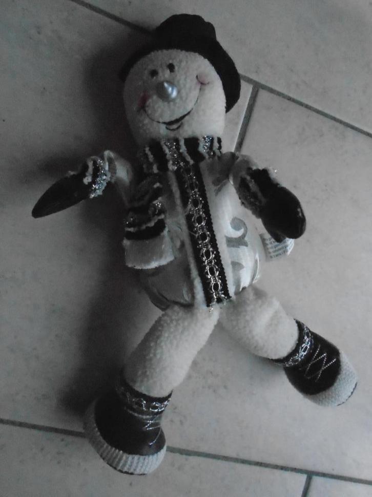SNEEUWMAN/KERSTMAN/GUIRLANDE, Kinderen en Baby's, Speelgoed | Knuffels en Pluche, Zo goed als nieuw, Overige typen, Ophalen of Verzenden