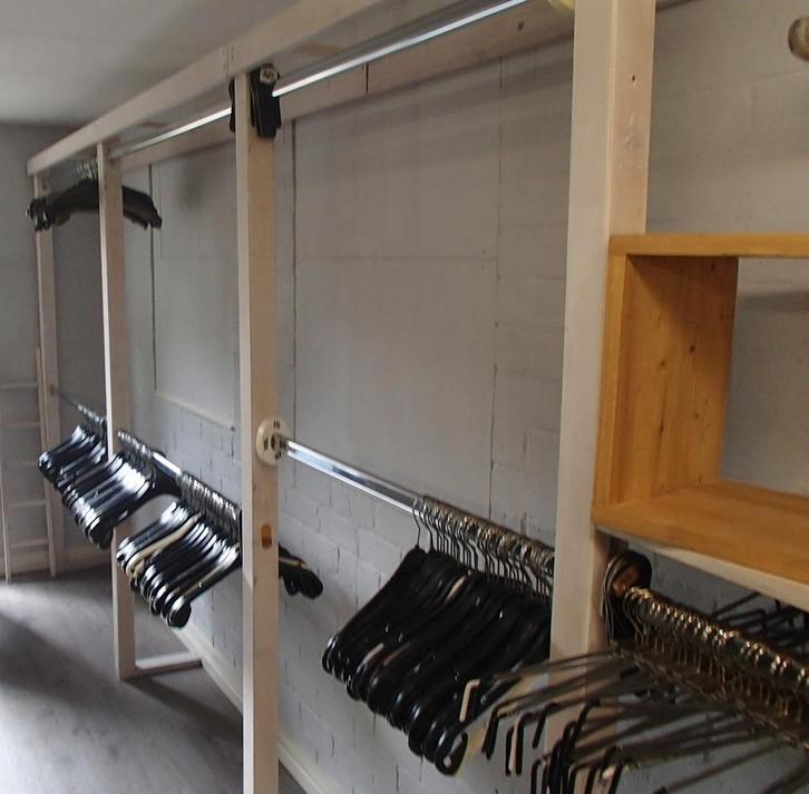 porte-vêtements pour le dressing ou le magasin, Vêtements | Femmes, Portants à vêtements, Utilisé, Enlèvement