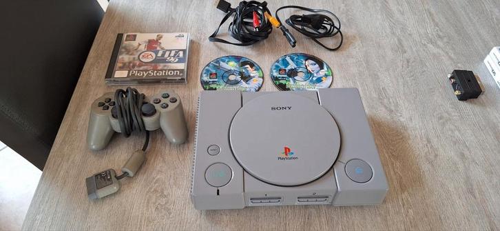 Playstation 1 set, Games en Spelcomputers, Spelcomputers | Sony PlayStation 1, Zo goed als nieuw, Ophalen of Verzenden