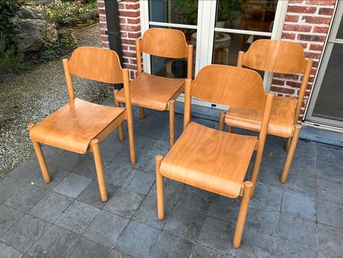 Vintage stapelstoel van Karl Kilpper (4 stuks), Antiek en Kunst, Antiek | Meubels | Stoelen en Sofa's, Ophalen