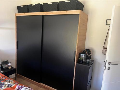 Kledingkast 200x200, Huis en Inrichting, Kasten | Kleerkasten, Zo goed als nieuw, Ophalen