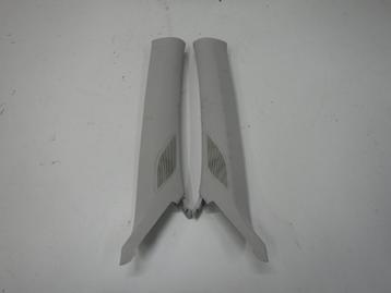 VW Tiguan 571 A-stijlen Wit Set L+R 571867234 beschikbaar voor biedingen