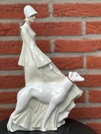 porselein LARGE ROYAL DOULTON LADY " vrouw met windhond, Ophalen of Verzenden