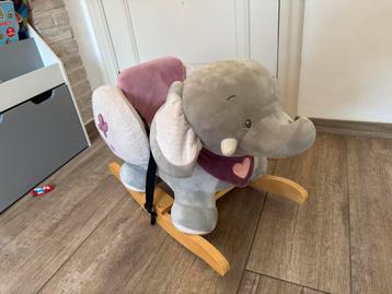 Hobbelpaard (Olifant) beschikbaar voor biedingen