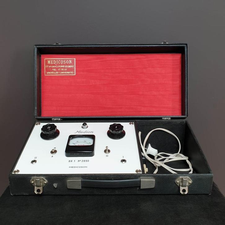 Medicoson elektrotherapie-apparaat — jaren 60, Antiek en Kunst, Antiek | Overige Antiek, Ophalen of Verzenden