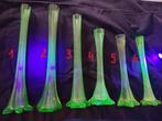 6 soliflore vazen/ uranium glas/ ouraline, Ophalen