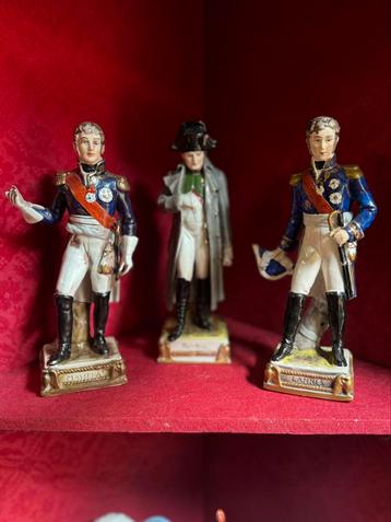 Napoleon beeldjes porselein beschikbaar voor biedingen
