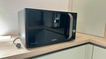Four à micro-ondes beschikbaar voor biedingen