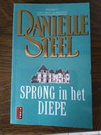 Danielle Steel pocket - Sprong in het diepe, Ophalen of Verzenden