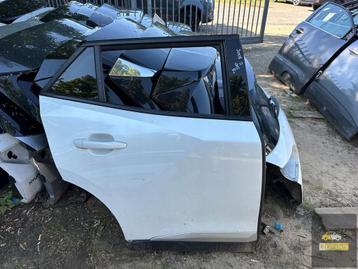 Peugeot 2008 II rechter achterdeur beschikbaar voor biedingen