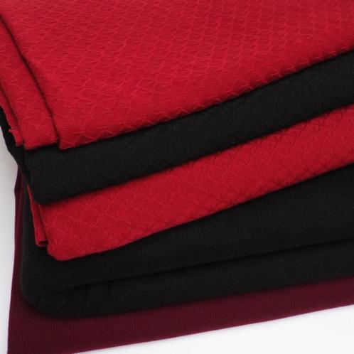 Promo! 4148) jacquard jersey / corduroy ribfluweel rood, Hobby en Vrije tijd, Stoffen en Lappen, Nieuw, Polyester, 120 cm of meer