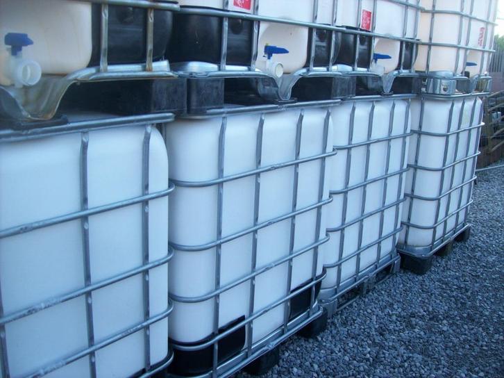 gereinigde ibc containers 1000l met kraan, Tuin en Terras, Regentonnen, Gebruikt, Kunststof, 150 liter of meer, Met kraantje, Ophalen