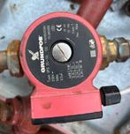 Grundfos UPS 25-50 circulatiepomp, Doe-het-zelf en Bouw, Verwarming en Radiatoren, Ophalen, Gebruikt