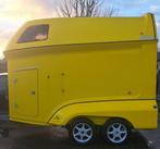 Van 2 chevaux avec sellerie, Animaux & Accessoires, Chevaux & Poneys | Semi-remorques & Remorques, Enlèvement, Comme neuf, Polyester
