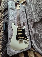 White american Performer Stratocaster ® 2020 Yosemite, Ophalen, Zo goed als nieuw