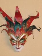 Carnaval masker, Ophalen
