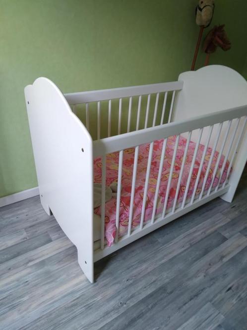 Groot lakenpakket voor kinderbedje, Kinderen en Baby's, Babywiegjes en Ledikanten, Zo goed als nieuw, Ophalen