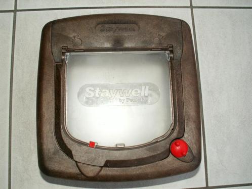 Staywell elektromagnetisch kattenluik, Dieren en Toebehoren, Katten-accessoires, Gebruikt, Ophalen
