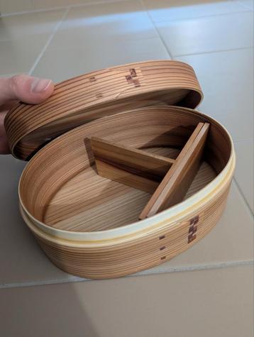Japanese Bento box (lunch box), Enlèvement, Comme neuf, Brun, Autres types