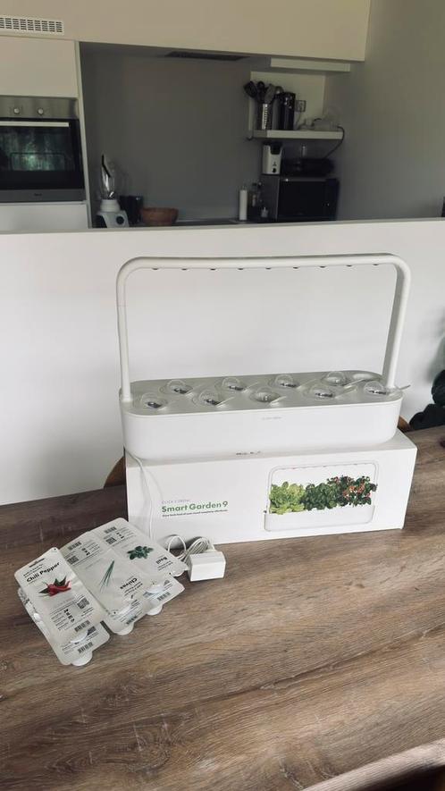 Click & Grow  smart garden 9 slimme plantenbak, Tuin en Terras, Kweekspullen, Zo goed als nieuw, Ophalen of Verzenden