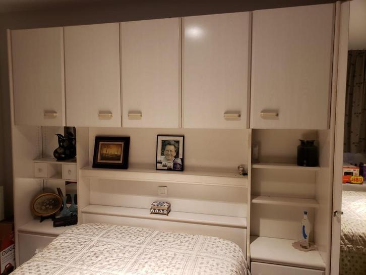 complete slaapkamer in praktisch nieuwe staat, Huis en Inrichting, Slaapkamer | Complete slaapkamers, Zo goed als nieuw, Twijfelaar