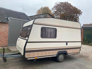 Caravan Dethleffs TMT 750kg met sani ruimte!! beschikbaar voor biedingen