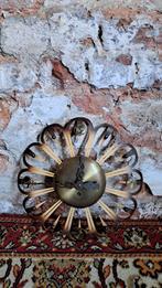 Horloge murale vintage, Enlèvement