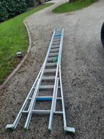 Ladder 8m hoog 2x16 treden nieuw!, Doe-het-zelf en Bouw, Ophalen of Verzenden
