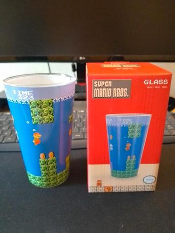 Super Mario Glass en Tetris mok beschikbaar voor biedingen