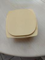 De kleine cheese doos van tupperware, Ophalen, Zo goed als nieuw, Geel