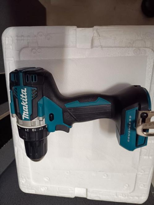 Makita DDF484z body. Eenmalige gebruikt., Doe-het-zelf en Bouw, Gereedschap | Boormachines, Ophalen