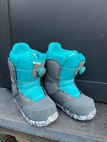 Chaussures de snowboard Burton enfant taille EUR38/mondo 24