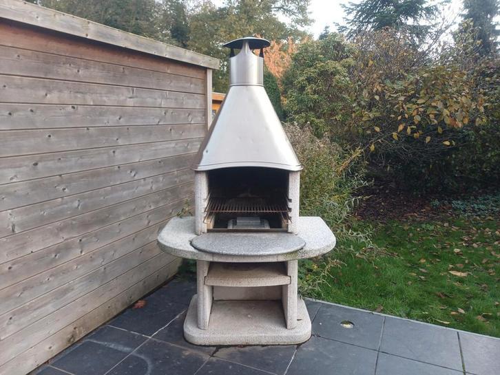 Stenen BBQ/ grill/ tuinhaard, Tuin en Terras, Tuinhaarden, Ophalen