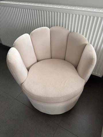 Draaibare Schelpstoel - Fauteuil beschikbaar voor biedingen