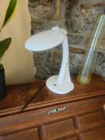 Lamp met vergrootglas, Ophalen of Verzenden, Zo goed als nieuw