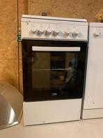 Beko FSS 56000 GW Fornuis elektrische kookplaat, Elektronische apparatuur, Fornuizen, Ophalen, 4 kookzones, Zo goed als nieuw
