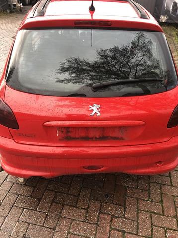 Peugeot 206 2004 Achterklep Rood  beschikbaar voor biedingen