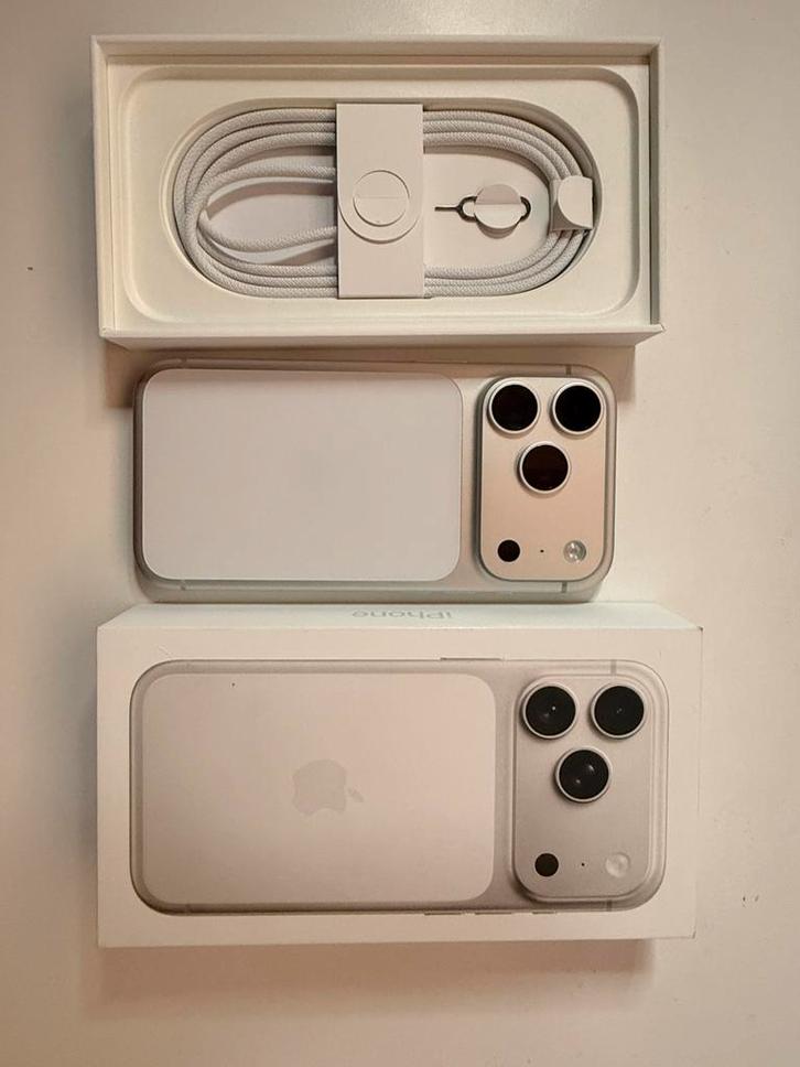 Apple iPhone 17 Pro, Telecommunicatie, Mobiele telefoons | Apple iPhone, 256 GB, Overige modellen, Zilver, Ophalen of Verzenden