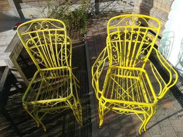 4 vintage tuinstoelen beschikbaar voor biedingen