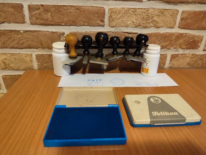 Tampons encreur vintage 1950, Antiek en Kunst, Antiek | Kantoor en Zakelijk, Ophalen of Verzenden