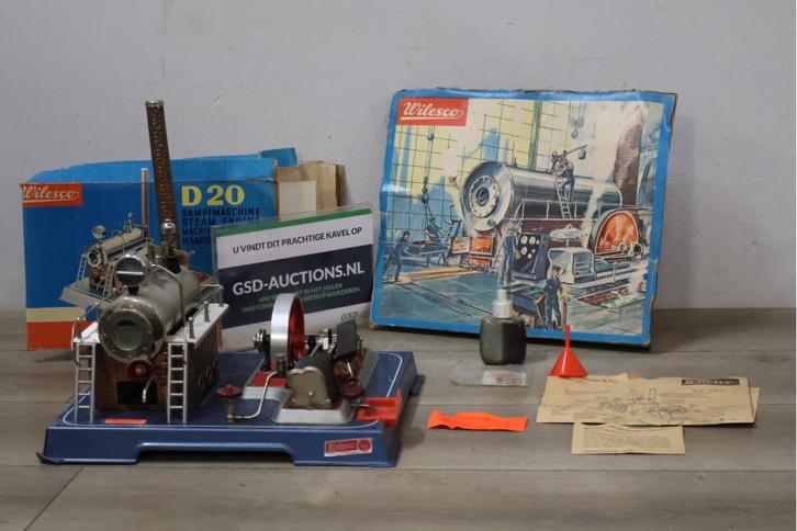 Wilesco D20 stationaire stoommachine met toebehoren, Antiquités & Art, Antiquités | Autres Antiquités